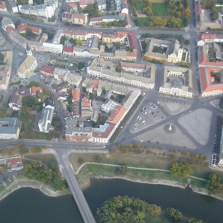 Foter Panzio Hotell Baja Exteriör bild