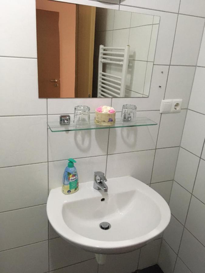 Foter Panzio Hotell Baja Exteriör bild