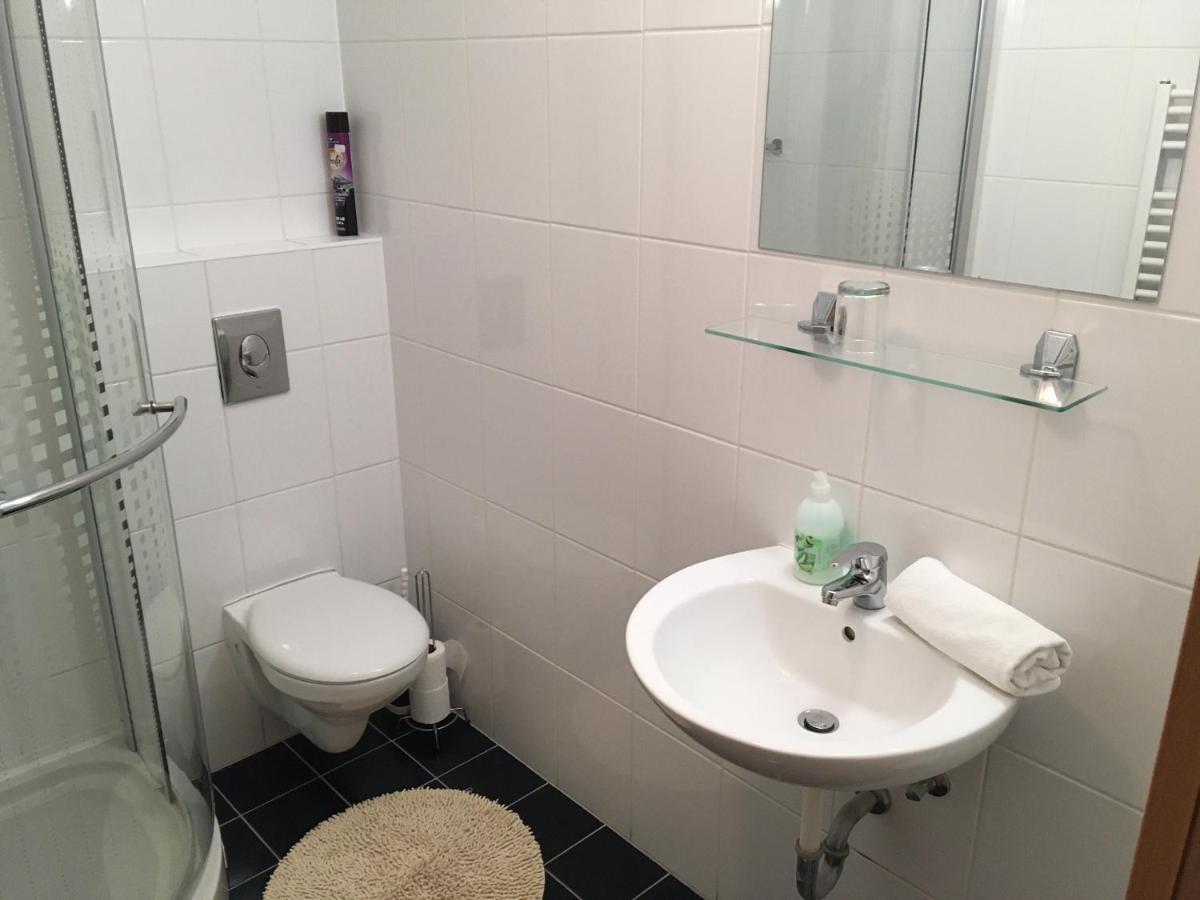 Foter Panzio Hotell Baja Exteriör bild